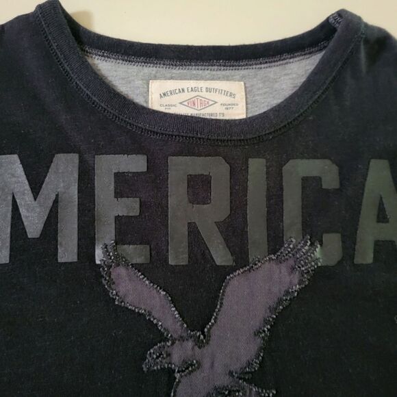 American Eagle Outfitters Men's Black Appliquéd Crewneck Short Sleeve Tee - Picture 6 of 12